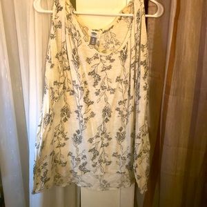 Loose Fitting, White with Floral Pattern T Shirt.